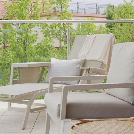 Apartment -2 Bedroom- Premium Baltic With Access *