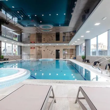 -2 Bedroom- Premium Baltic With Access *