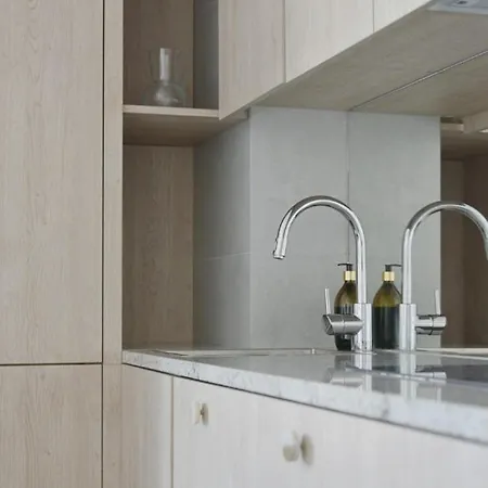 -2 Bedroom- Premium Baltic With Access 公寓