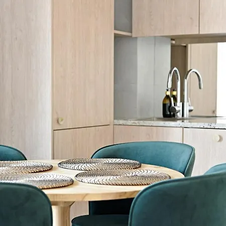 Apartment -2 Bedroom- Premium Baltic With Access *