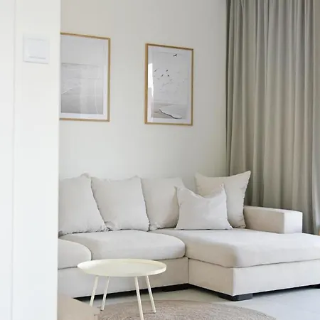 -2 Bedroom- Premium Baltic With Access 公寓 里沃