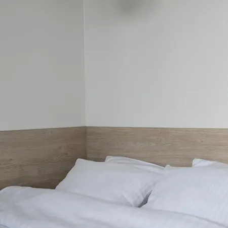 -2 Bedroom- Premium Baltic With Access Apartment Rewal